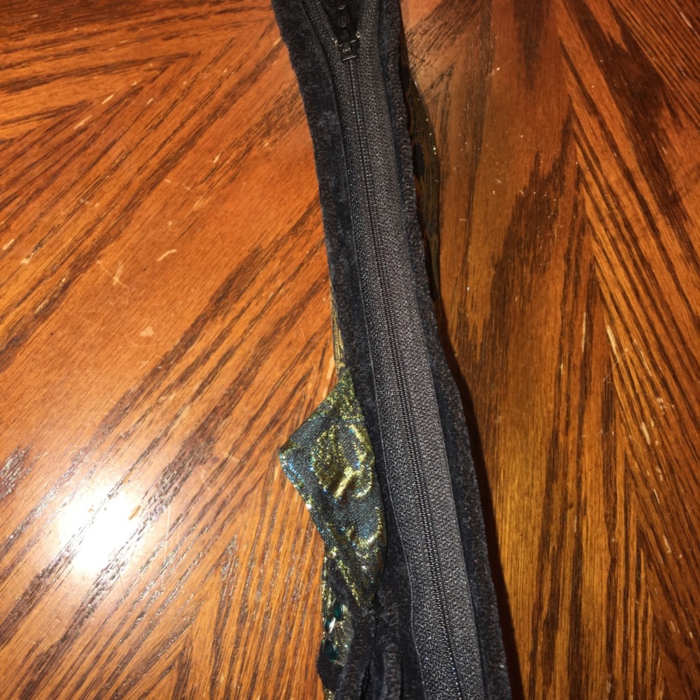 Fannie Lee Original Brocade & Velvet Clutch w/Bow - Picture 7 of 7